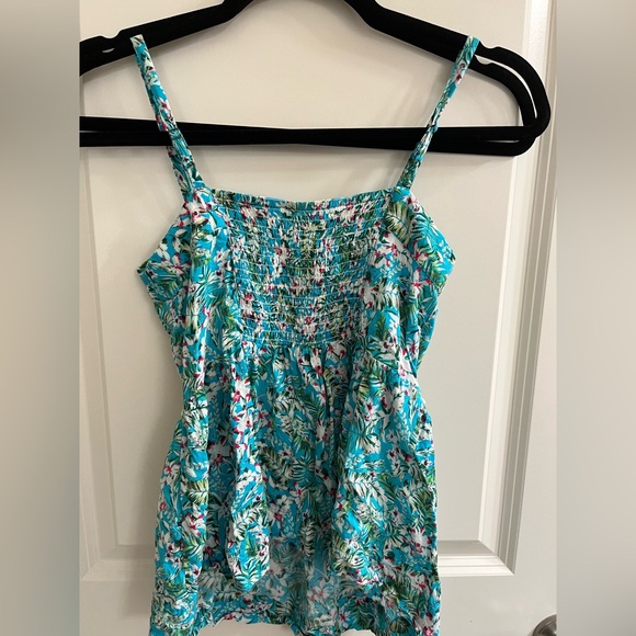 MJ women’s tank - Picture 2 of 3